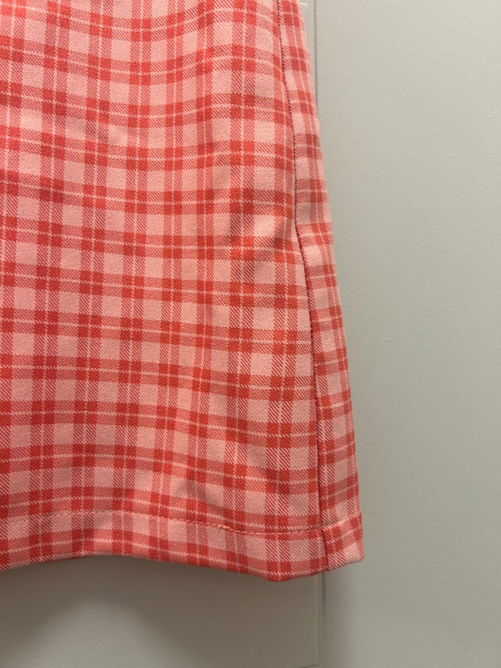 Urban Outfitters Pink Red Mini Skirt Size M Plaid Y2K Preppy Tennis A-Line - Picture 3 of 6